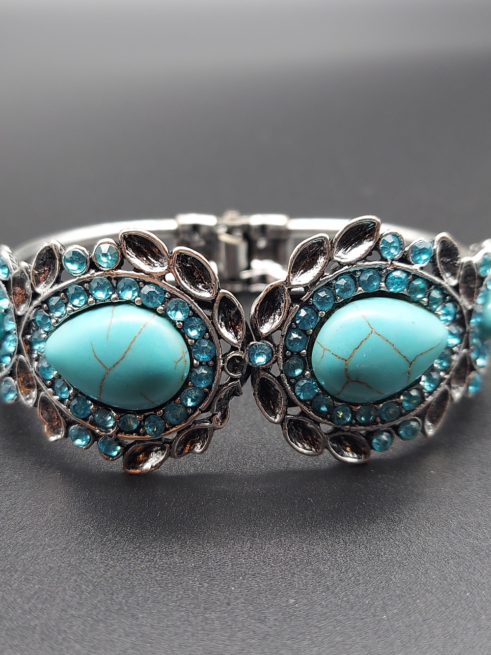 Turquoise Cabochon Halo Bracelet - Women's Blue Stone Bracelet